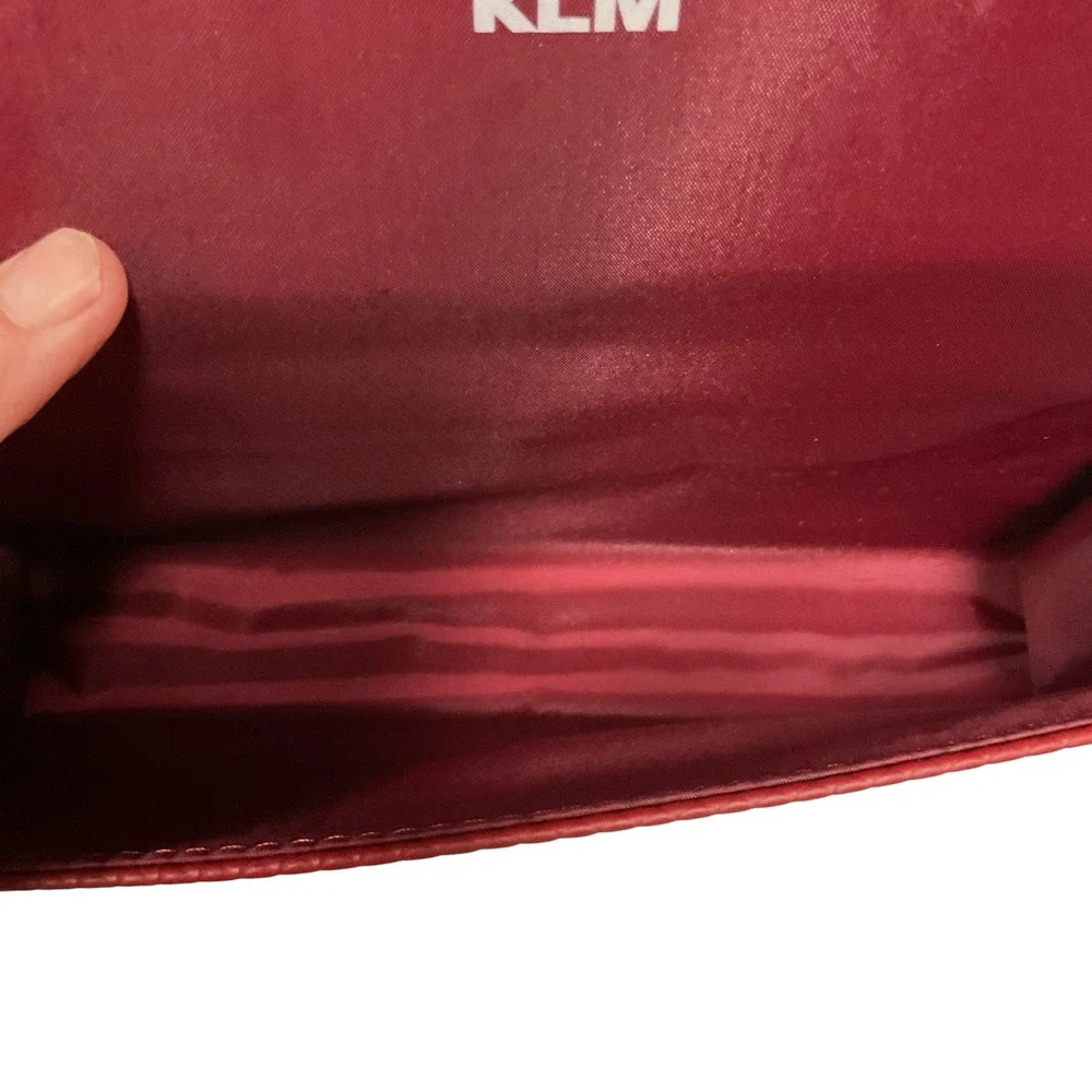 Jan Taminiau Women's Business Class Amenity Clutch Burgundy Limited Edition OS
